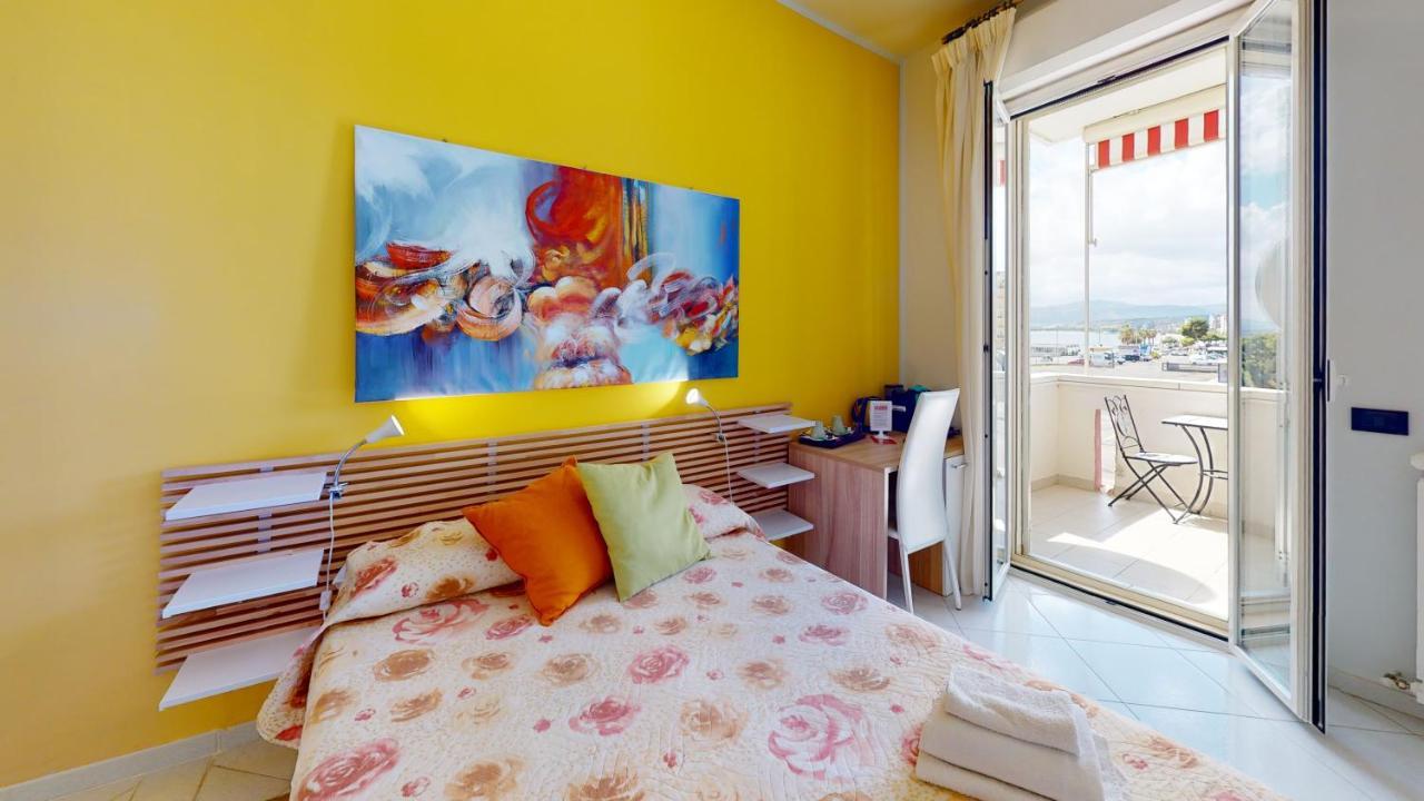 Bed and Breakfast B E B Le Terrazze Sul Mare à Catanzaro Extérieur photo